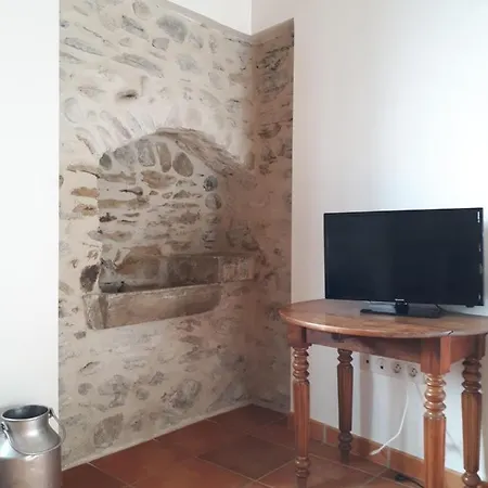 Bel appartement rénové dans maison bigourdane Pouzac Extérieur photo