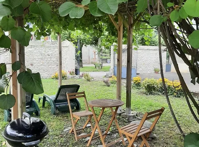 Bel appartement rénové dans maison bigourdane